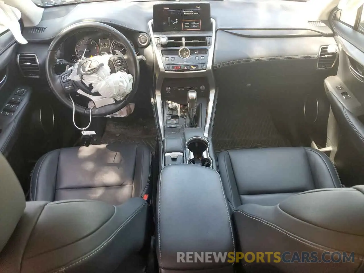 8 fotografías del automóvil dañado JTJAARDZ3L5000125 LEXUS NX 2020