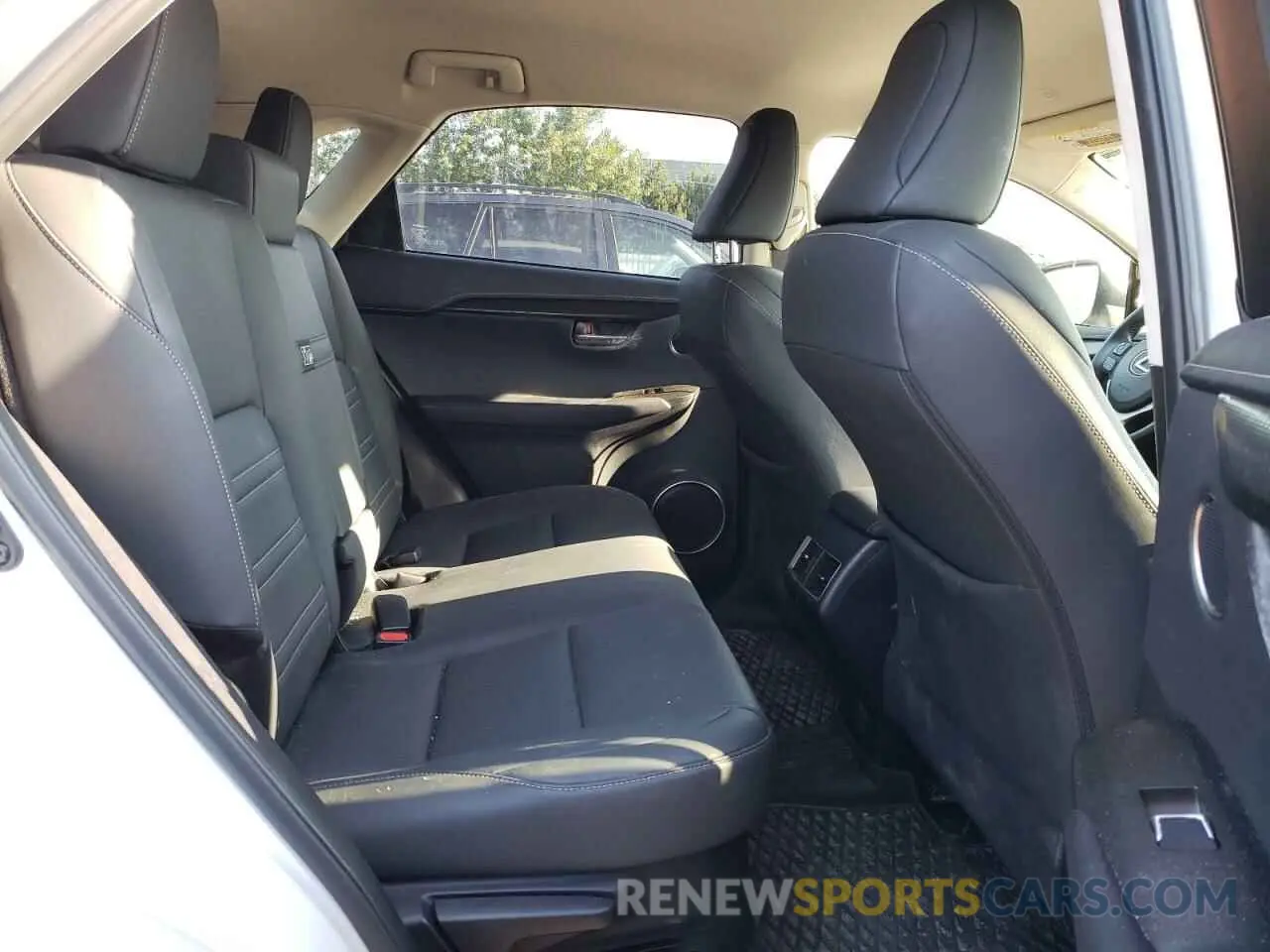 6 fotografías del automóvil dañado JTJAARDZ9L5015258 LEXUS NX 2020