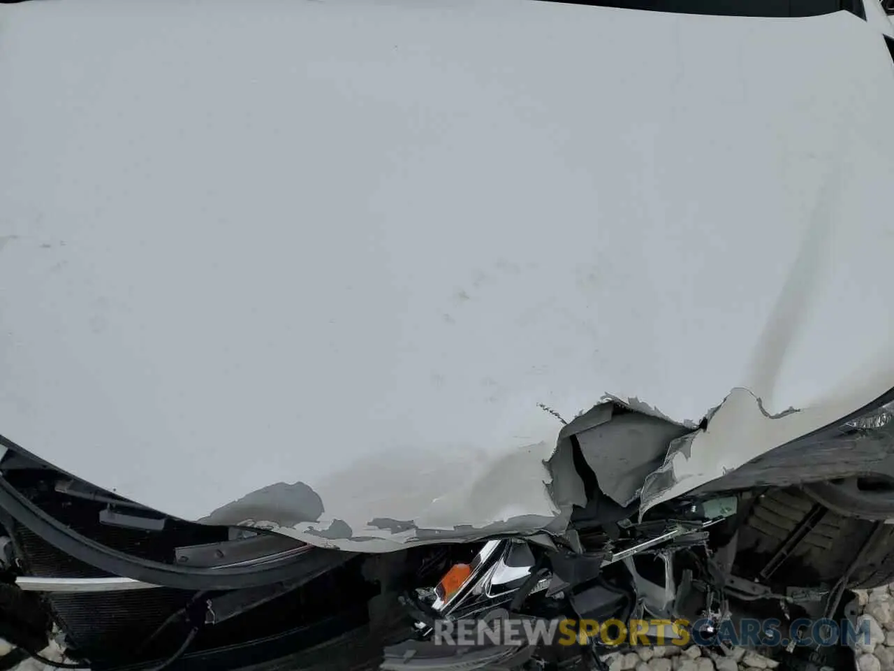 12 fotografías del automóvil dañado JTJDARBZ0L2173960 LEXUS NX 2020