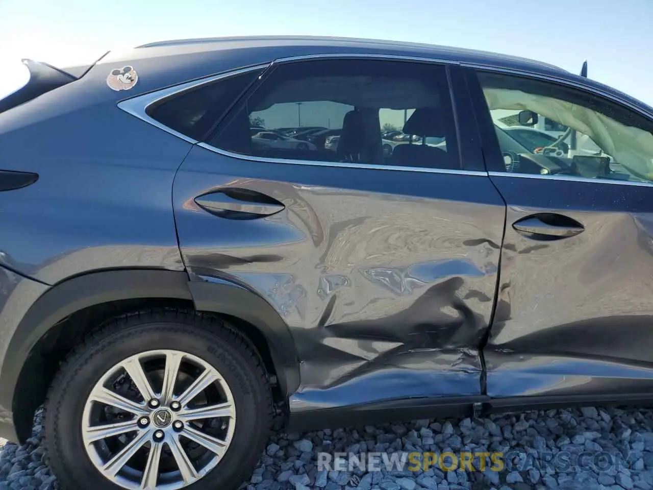 11 fotografías del automóvil dañado JTJDARBZ3L5000674 LEXUS NX 2020