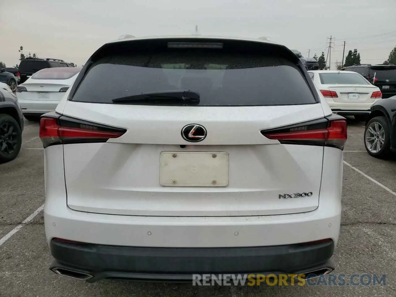 6 fotografías del automóvil dañado JTJDARBZ3L5004692 LEXUS NX 2020