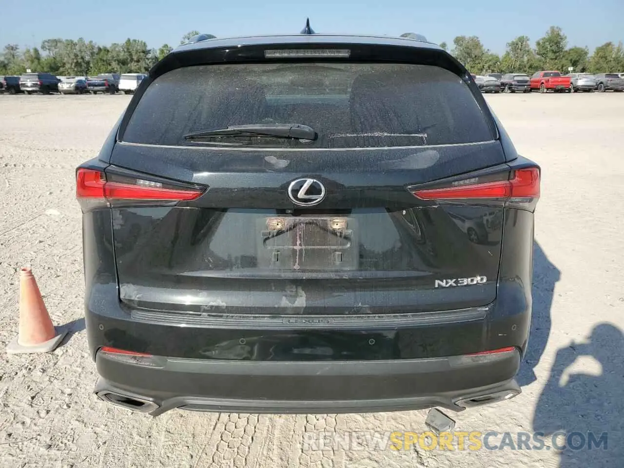 6 fotografías del automóvil dañado JTJDARBZ3L5014462 LEXUS NX 2020