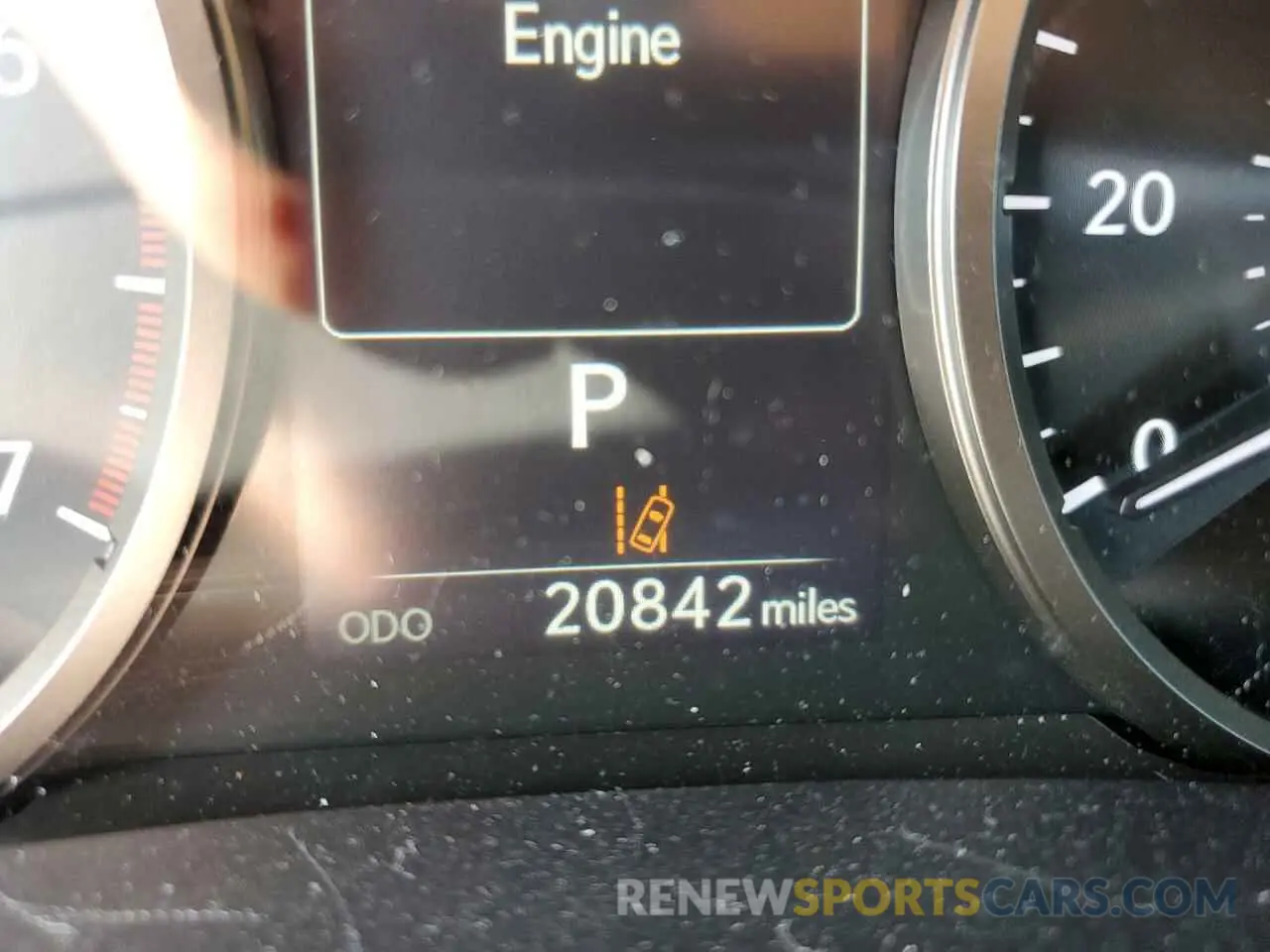 8 fotografías del automóvil dañado JTJDARBZ4L5005110 LEXUS NX 2020
