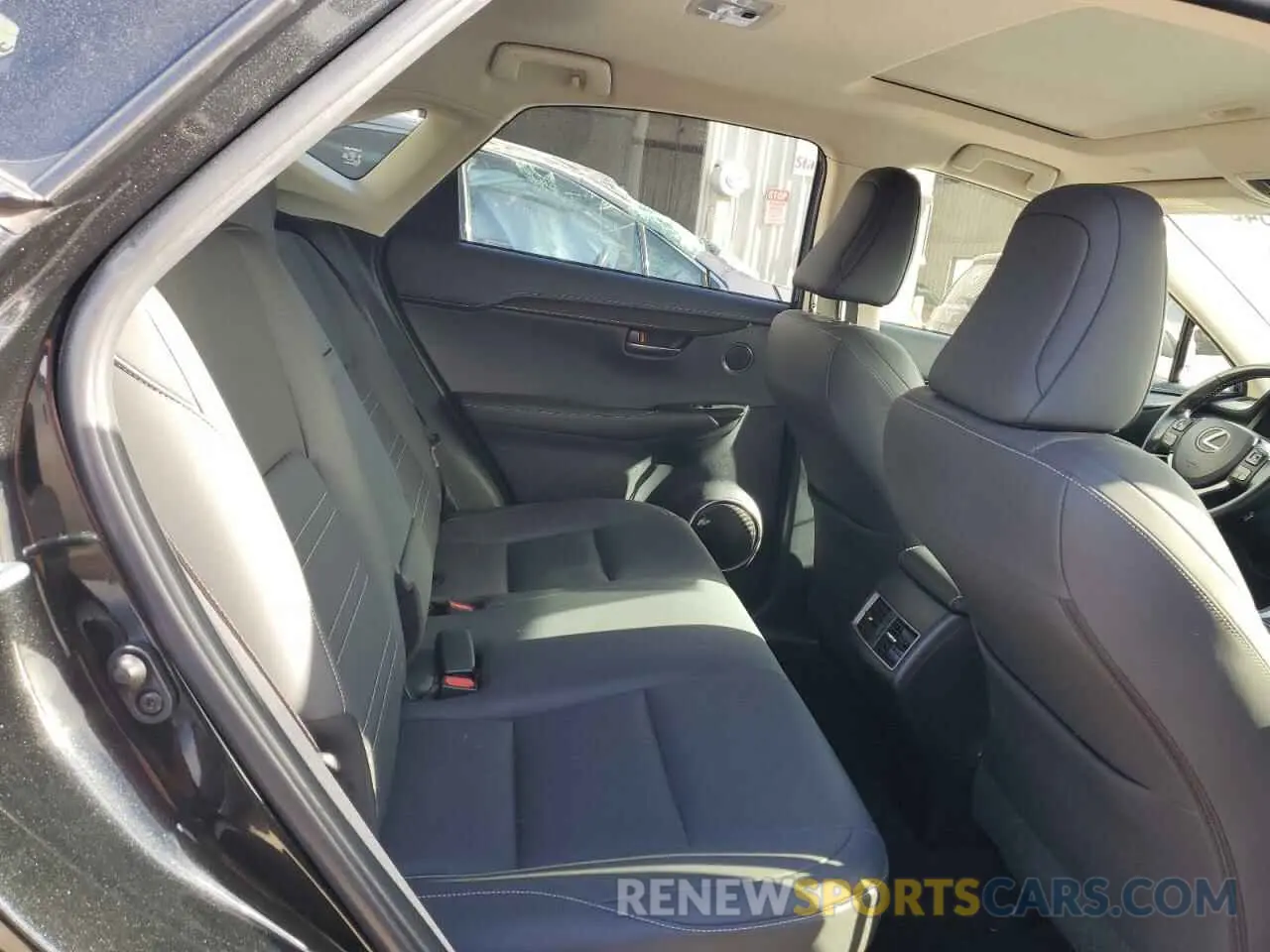 11 fotografías del automóvil dañado JTJDARBZ5L2162419 LEXUS NX 2020