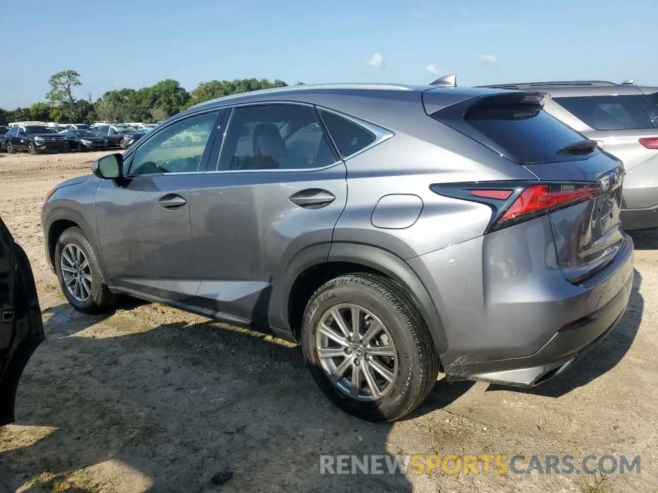 2 fotografías del automóvil dañado JTJDARBZ8L2177819 LEXUS NX 2020