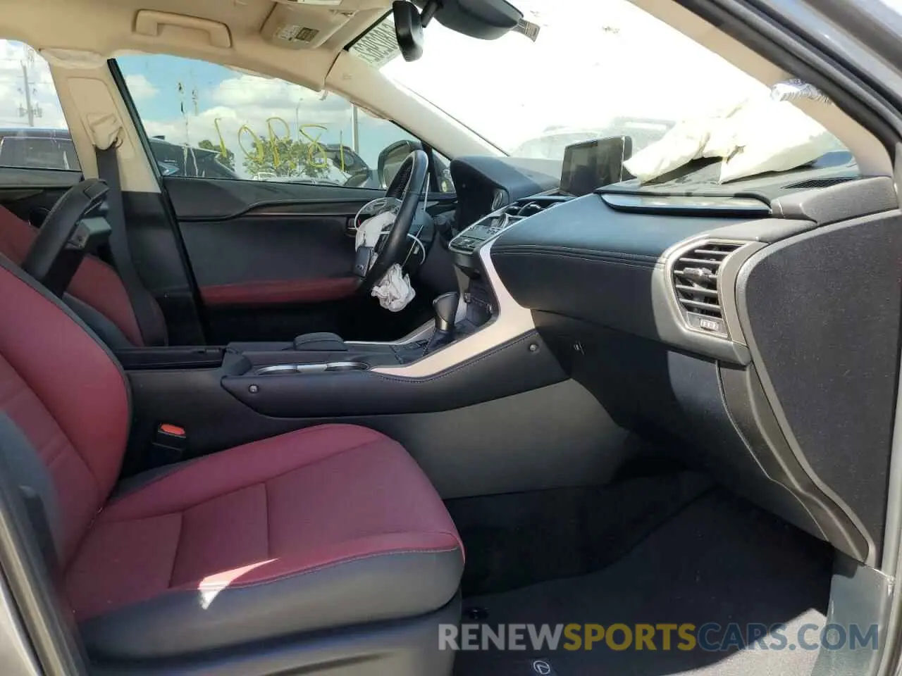 5 fotografías del automóvil dañado JTJDARBZ9L2176114 LEXUS NX 2020