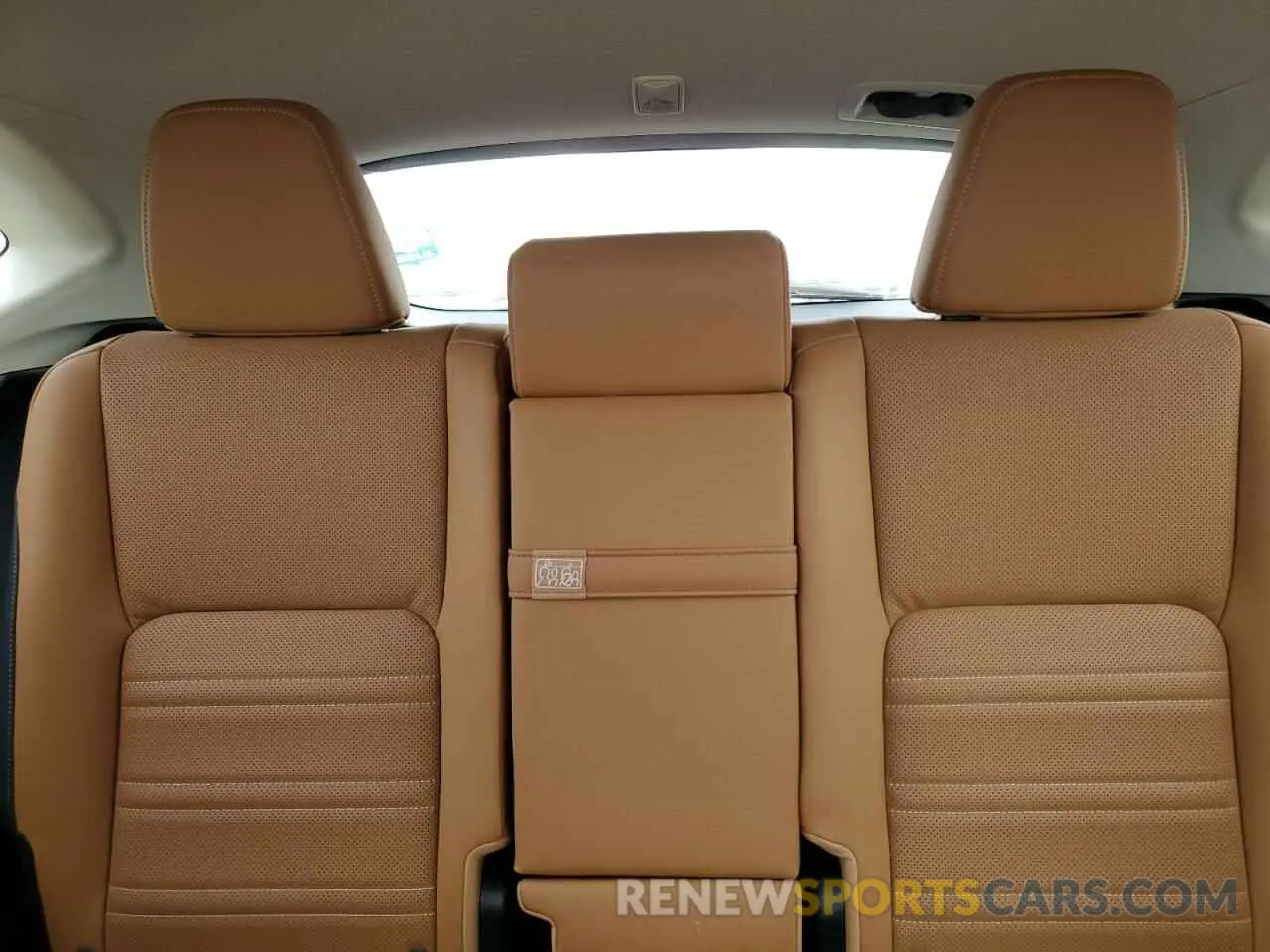 10 fotografías del automóvil dañado JTJDARDZ2L5016524 LEXUS NX 2020