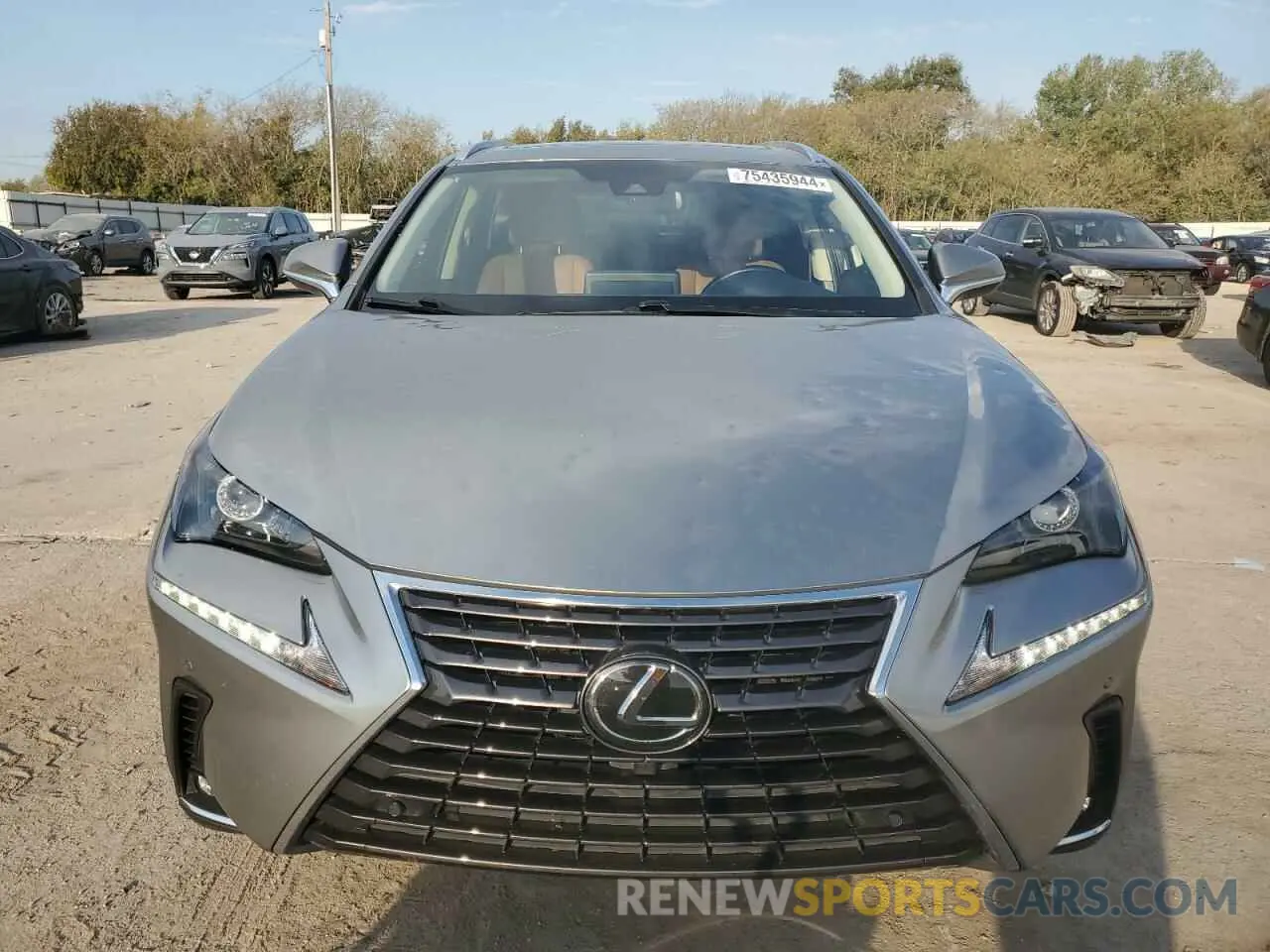 5 fotografías del automóvil dañado JTJDARDZ4L2225975 LEXUS NX 2020