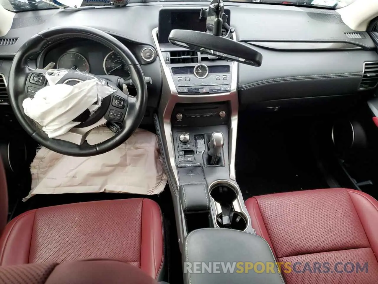 8 fotografías del automóvil dañado JTJDARDZ4L2227077 LEXUS NX 2020