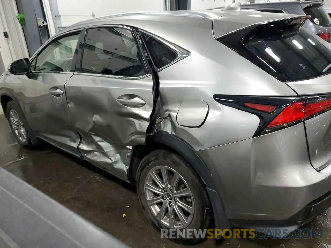 9 fotografías del automóvil dañado JTJDARDZ6L5004165 LEXUS NX 2020
