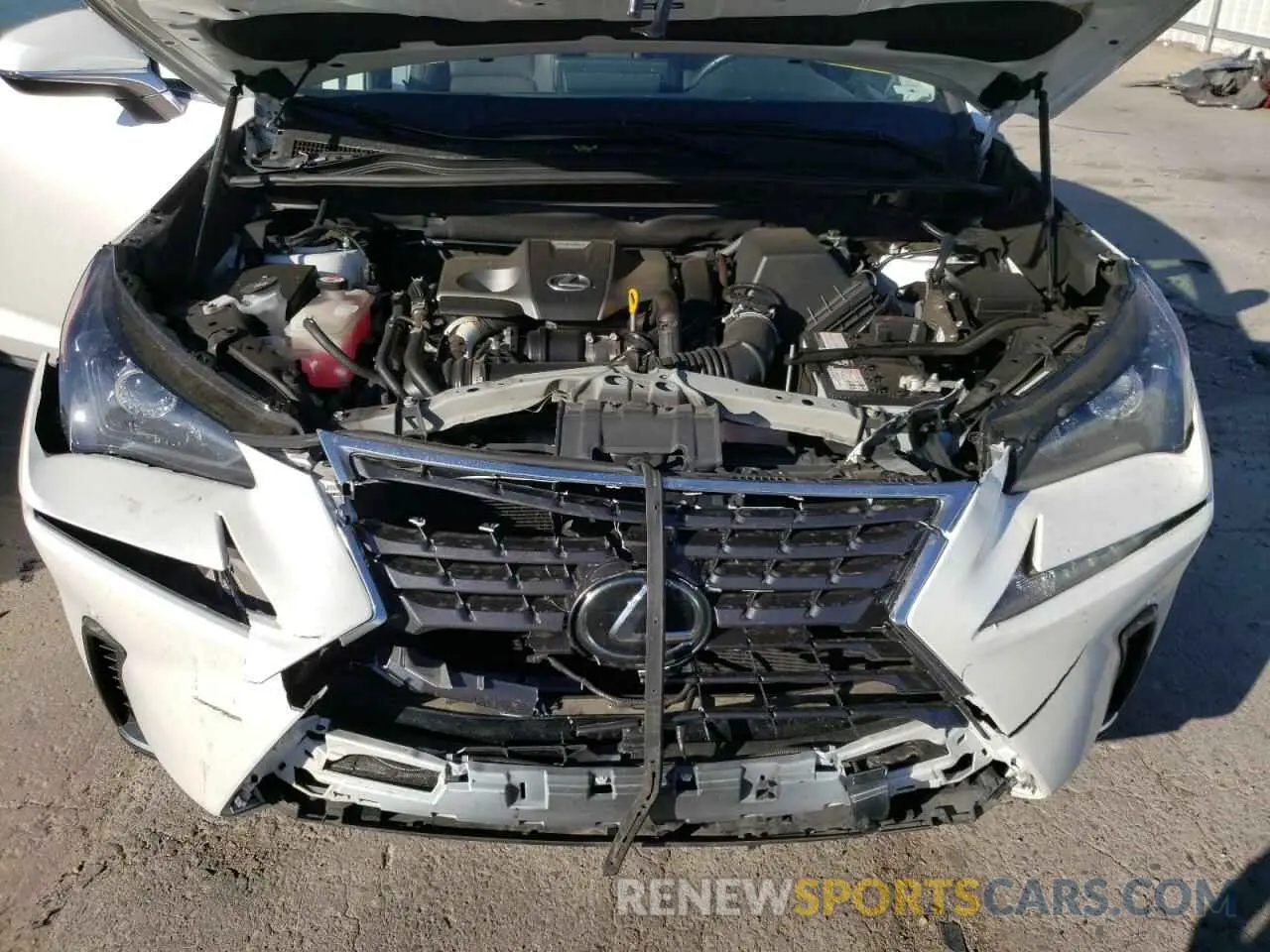 7 fotografías del automóvil dañado JTJDARDZ6L5010080 LEXUS NX 2020
