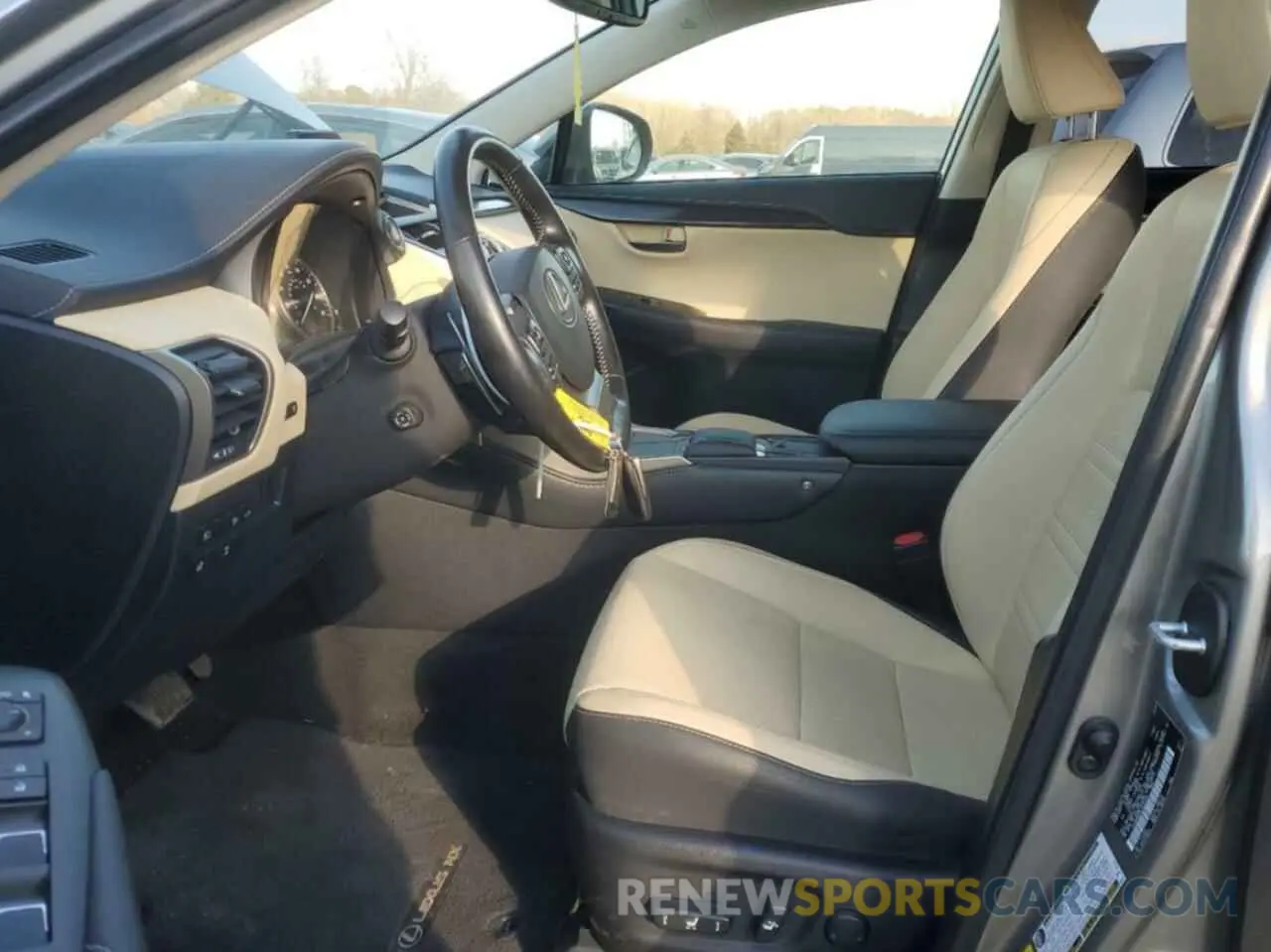 7 fotografías del automóvil dañado JTJDARDZ8L2232928 LEXUS NX 2020