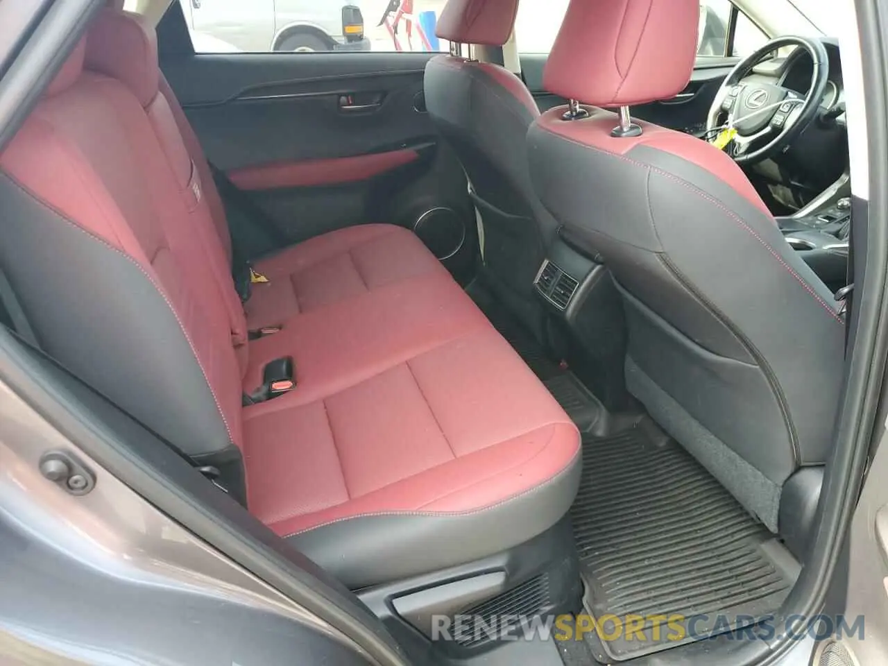 11 fotografías del automóvil dañado JTJDJRDZ2L2135143 LEXUS NX 2020