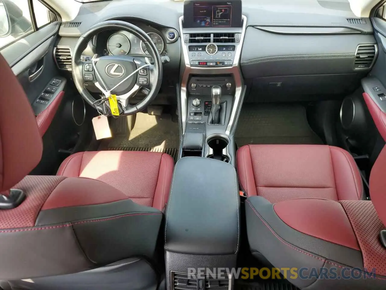 8 fotografías del automóvil dañado JTJDJRDZ2L2135143 LEXUS NX 2020