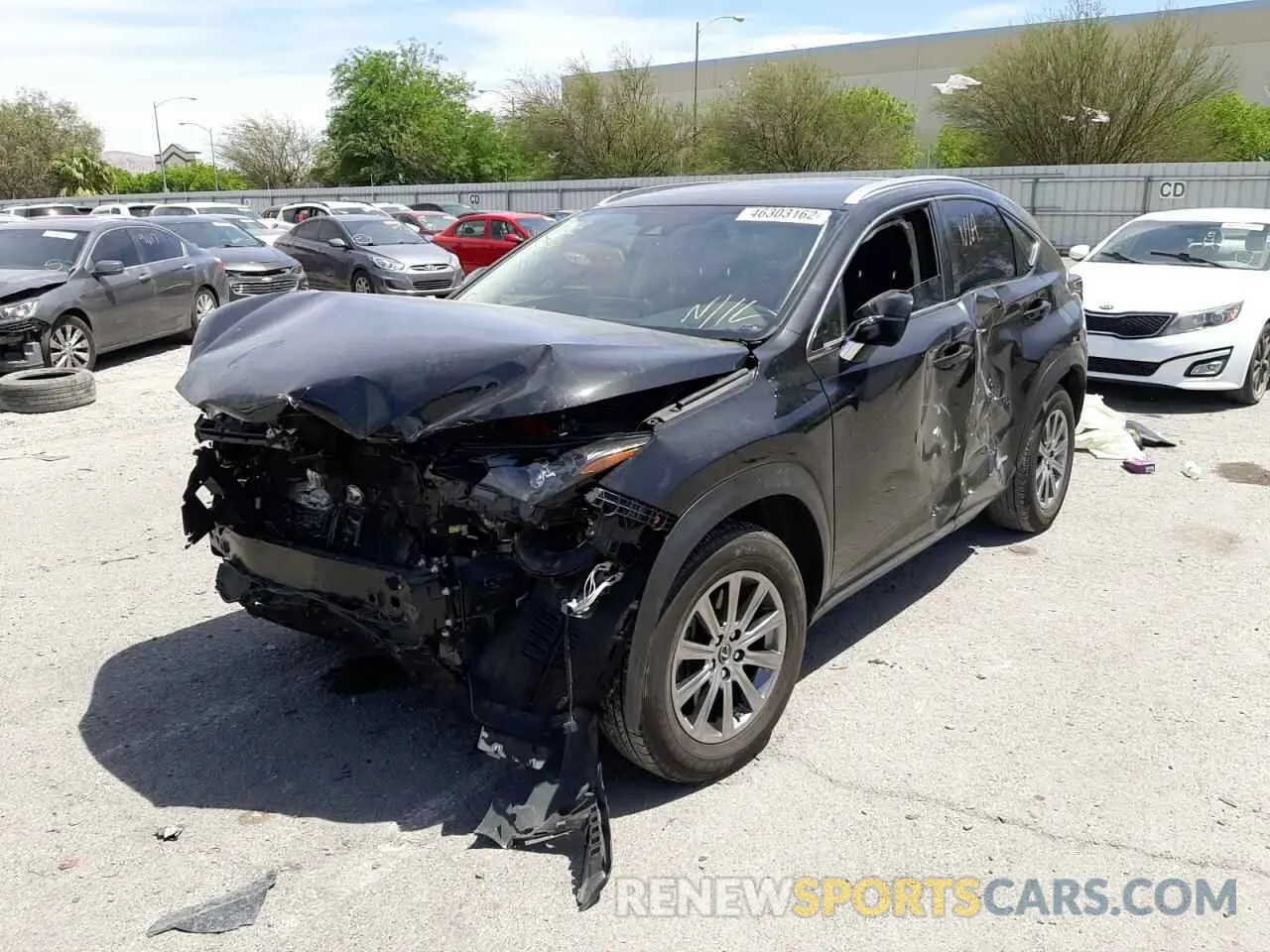 2 fotografías del automóvil dañado JTJDJRDZ4L2128758 LEXUS NX 2020