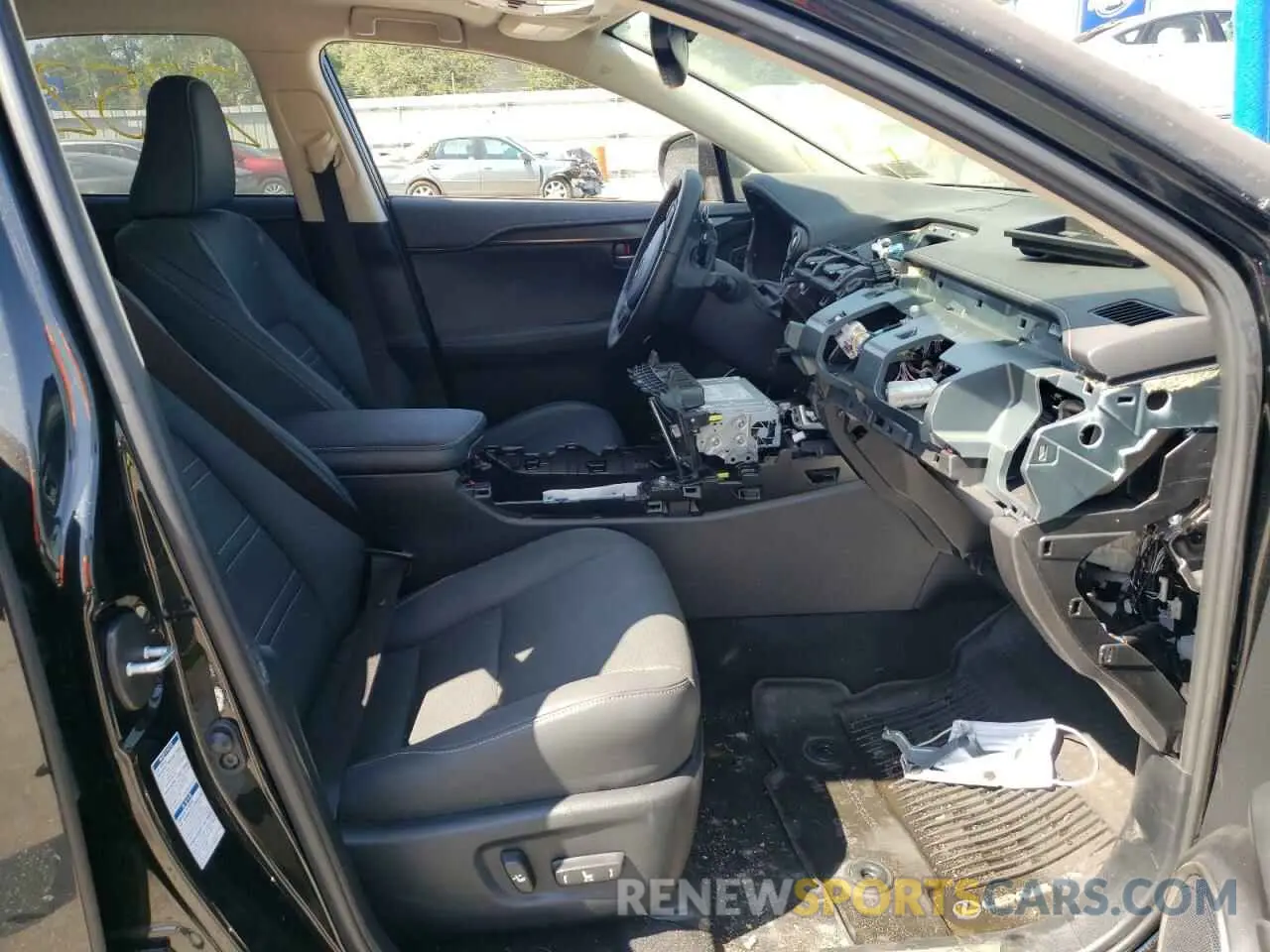 5 fotografías del automóvil dañado JTJDJRDZ4L5000406 LEXUS NX 2020