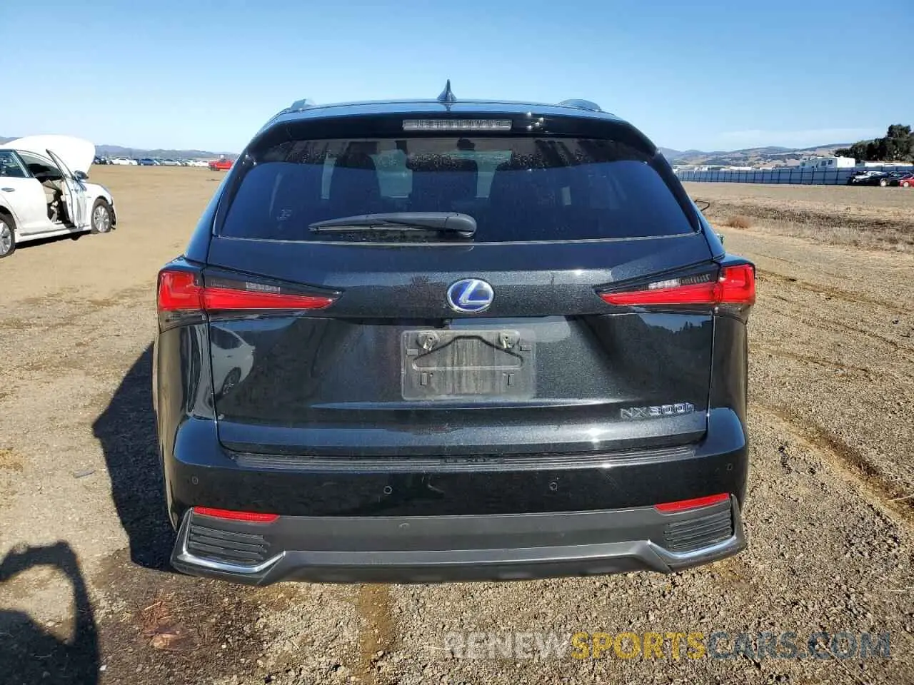 6 fotografías del automóvil dañado JTJDJRDZ5L2133418 LEXUS NX 2020