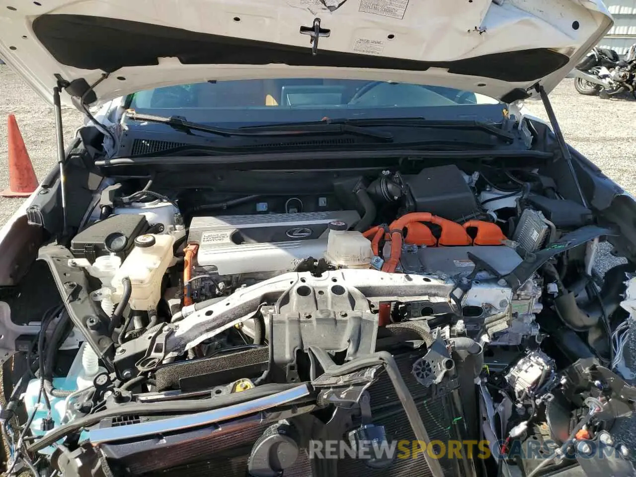 12 fotografías del automóvil dañado JTJDJRDZ9L5009330 LEXUS NX 2020