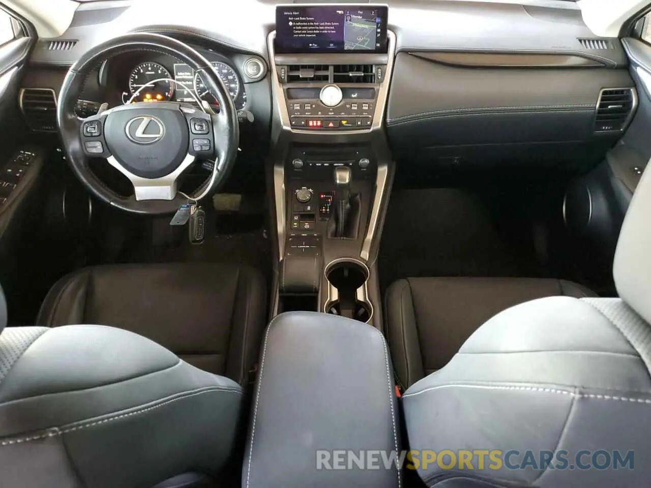 8 fotografías del automóvil dañado JTJGARBZ0L5008616 LEXUS NX 2020