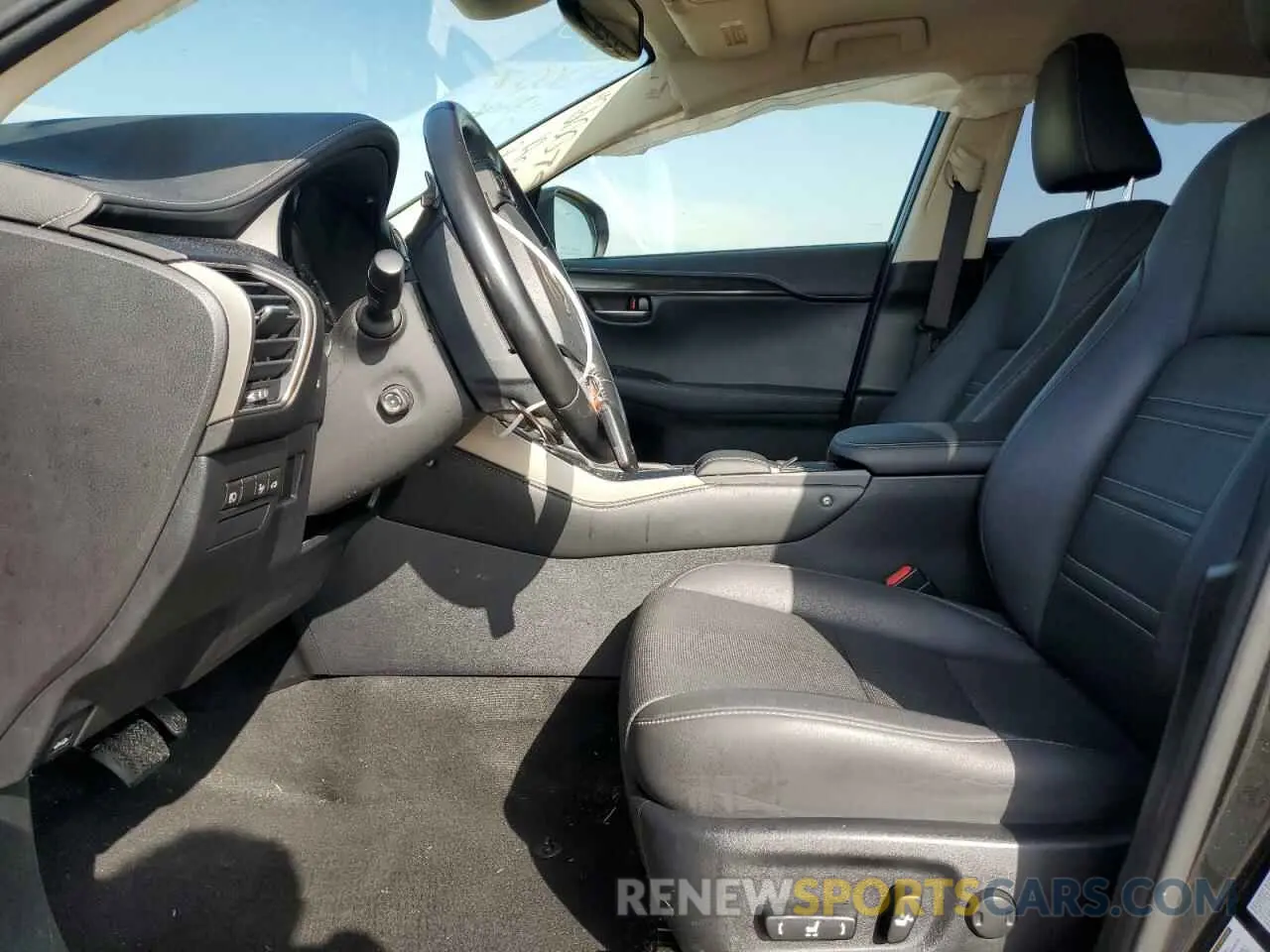 7 fotografías del automóvil dañado JTJGARBZ1L2158509 LEXUS NX 2020