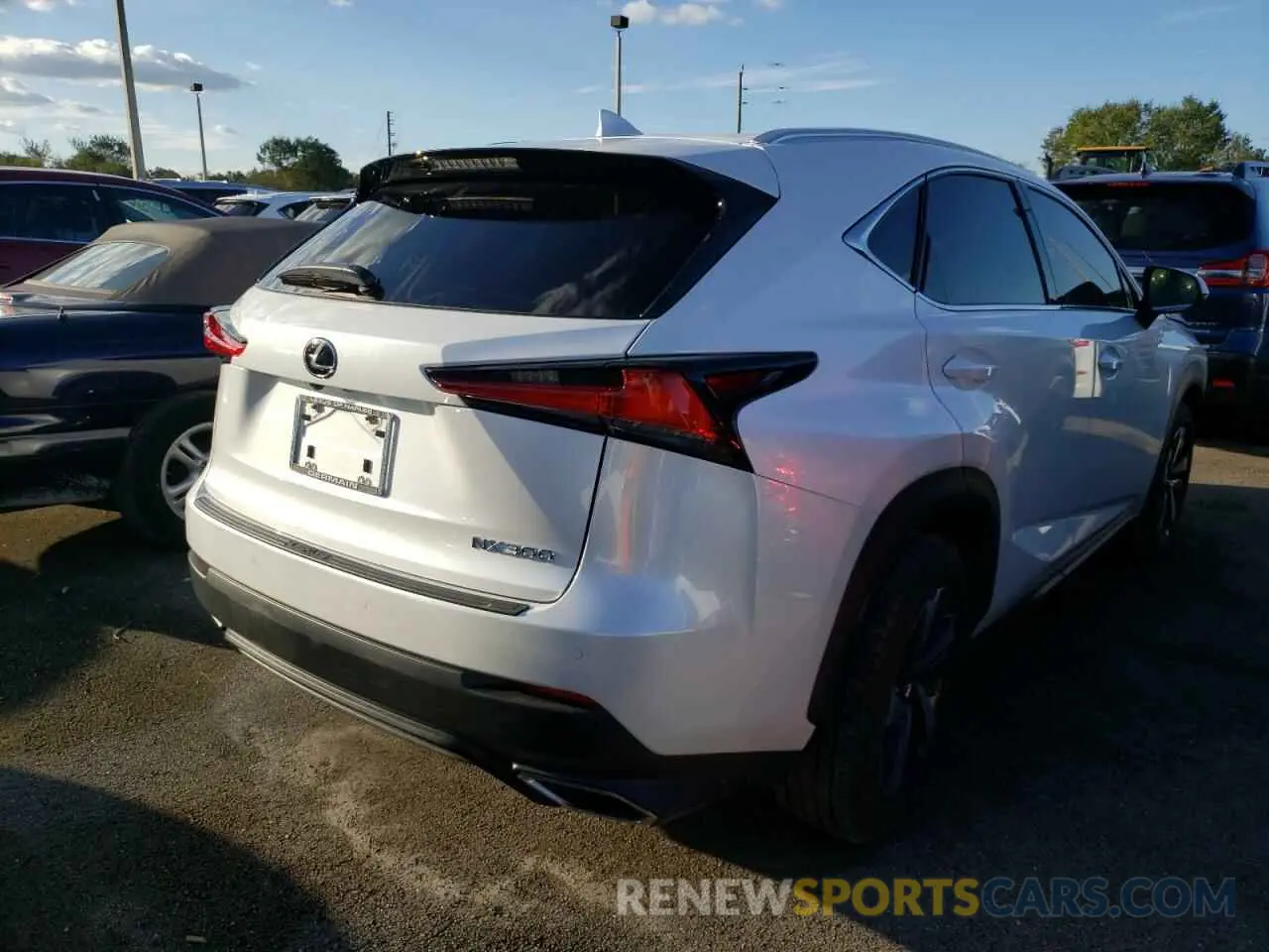 4 fotografías del automóvil dañado JTJGARBZ1L5014747 LEXUS NX 2020