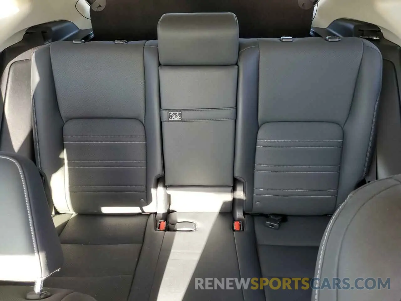 10 fotografías del automóvil dañado JTJGARBZ1L5017700 LEXUS NX 2020