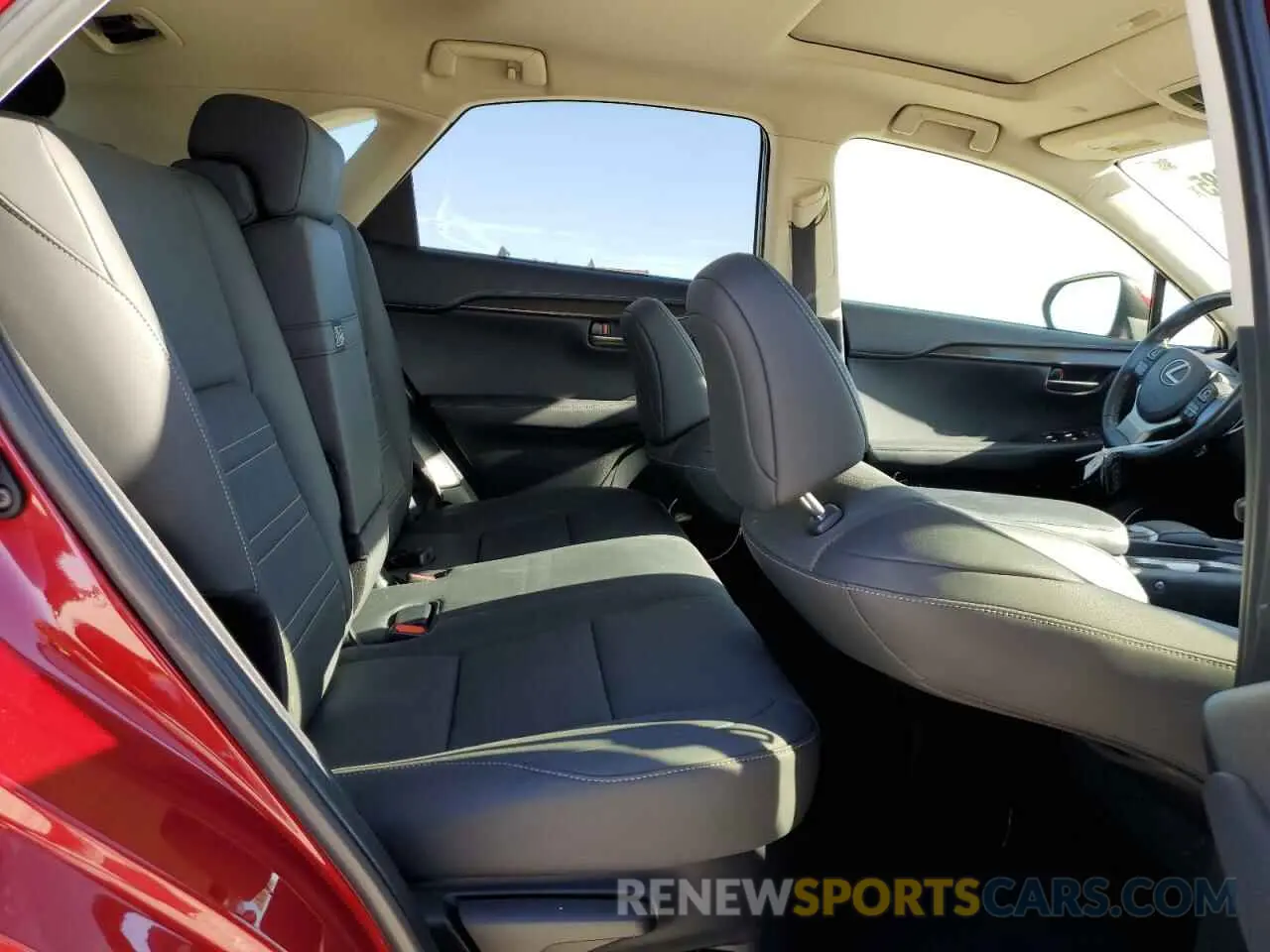 11 fotografías del automóvil dañado JTJGARBZ1L5017700 LEXUS NX 2020