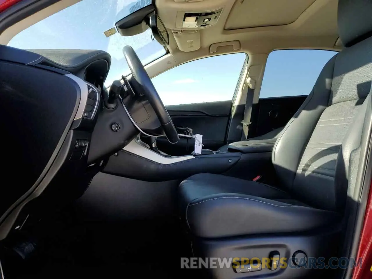 7 fotografías del automóvil dañado JTJGARBZ1L5017700 LEXUS NX 2020