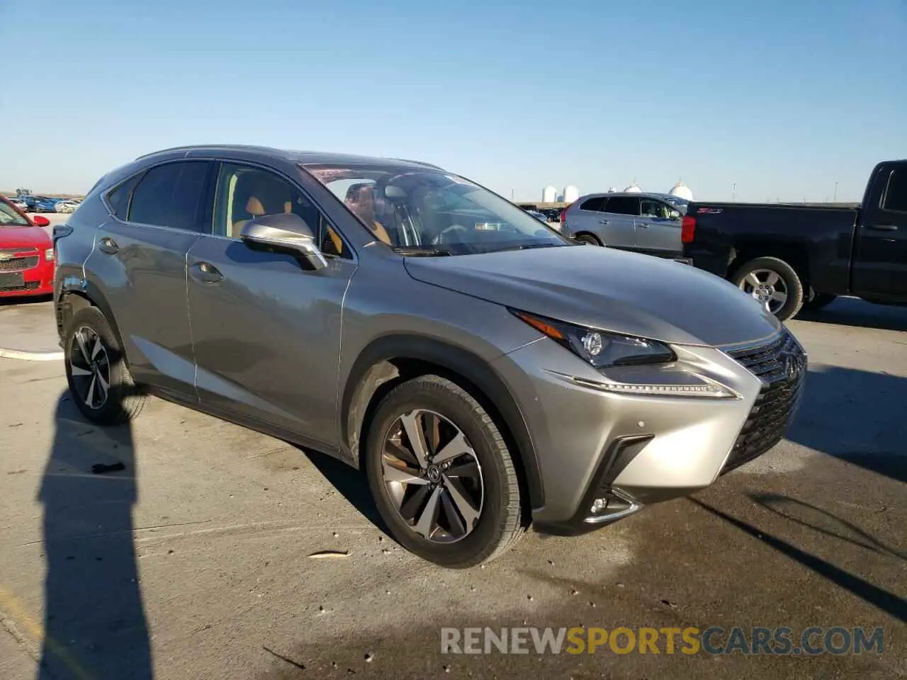 4 fotografías del automóvil dañado JTJGARBZ2L5017849 LEXUS NX 2020