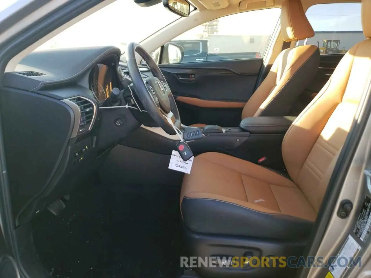 7 fotografías del automóvil dañado JTJGARBZ2L5017849 LEXUS NX 2020