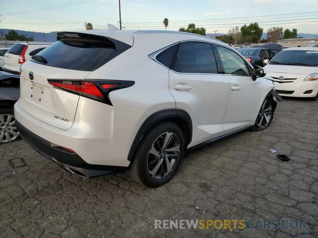 3 fotografías del automóvil dañado JTJGARBZ2L5019388 LEXUS NX 2020