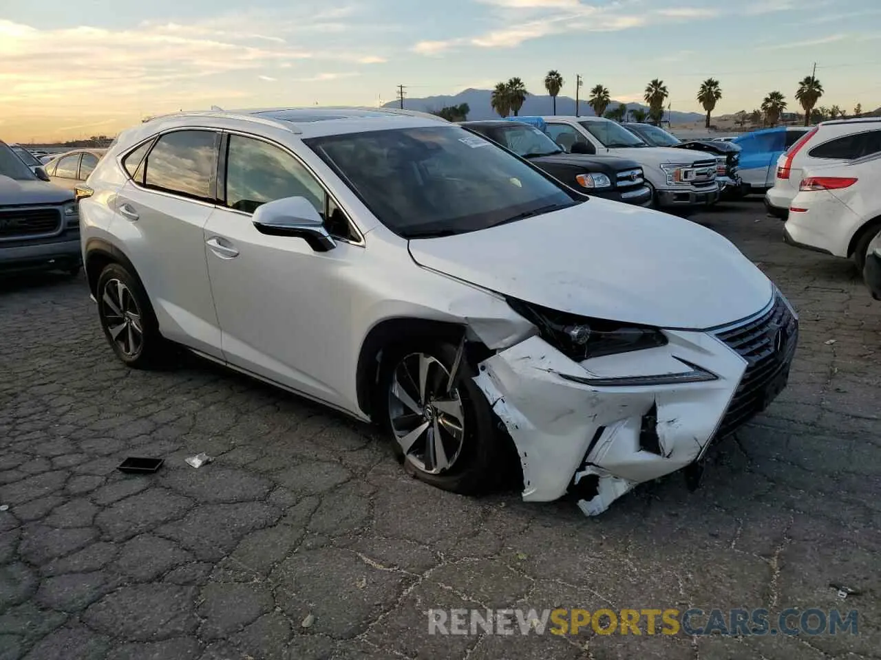 4 fotografías del automóvil dañado JTJGARBZ2L5019388 LEXUS NX 2020