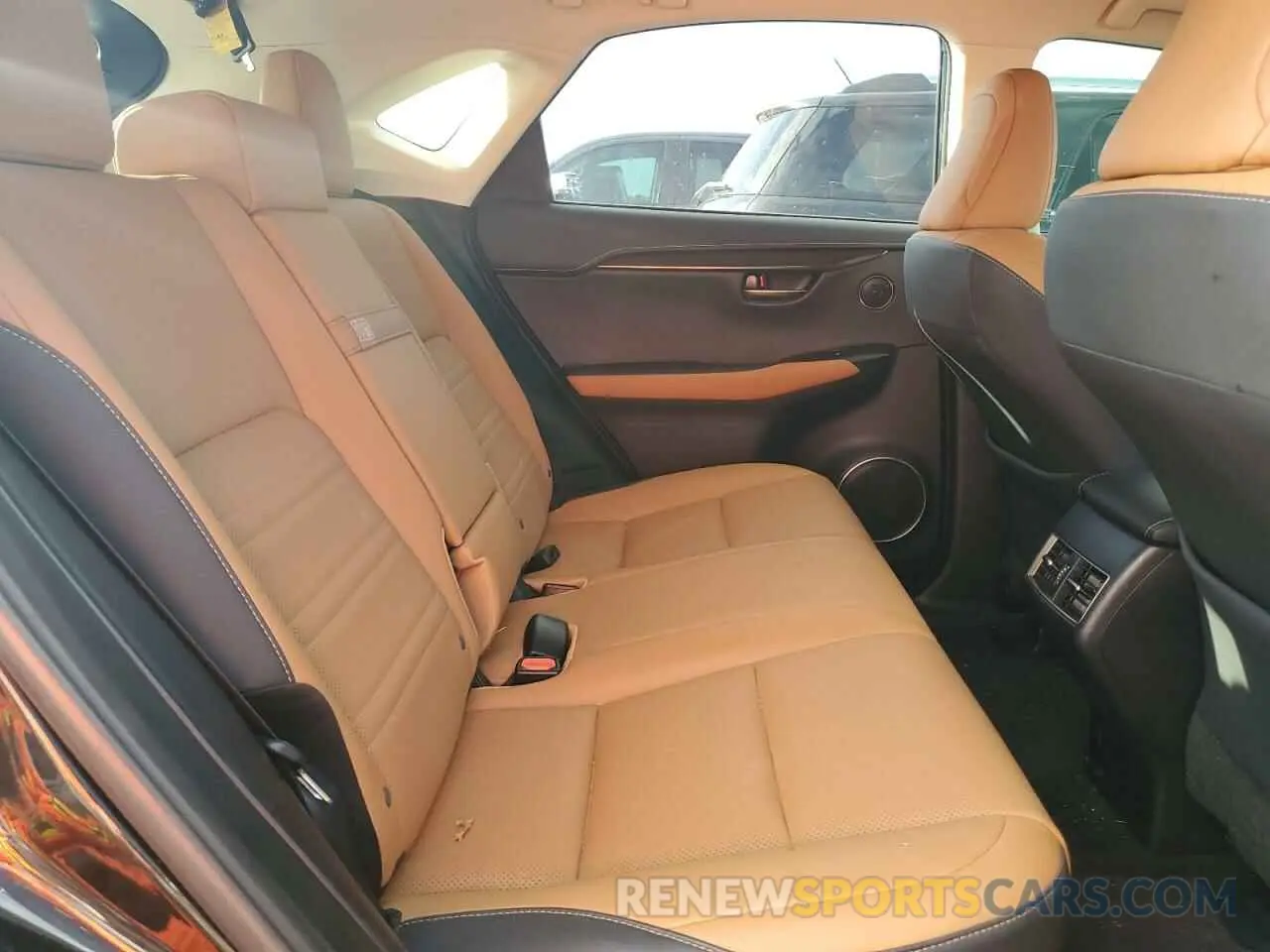 11 fotografías del automóvil dañado JTJGARBZ3L2172556 LEXUS NX 2020