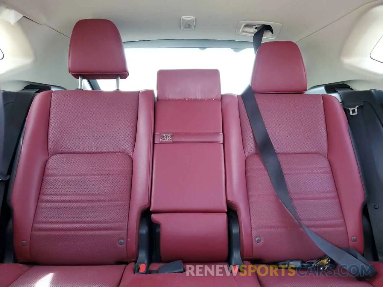 10 fotografías del automóvil dañado JTJGARBZ3L5009811 LEXUS NX 2020