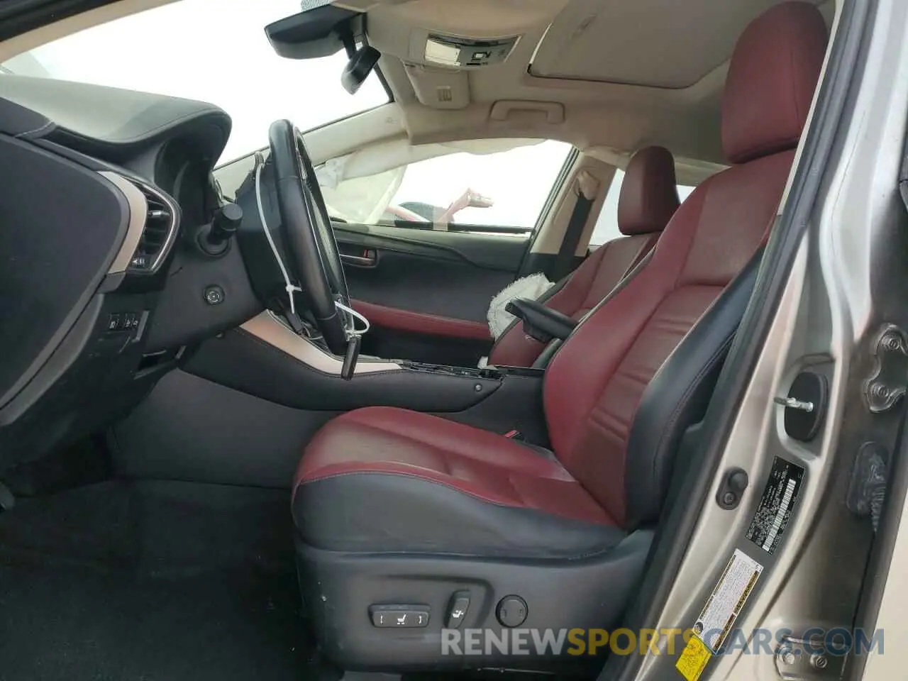7 fotografías del automóvil dañado JTJGARBZ3L5009811 LEXUS NX 2020