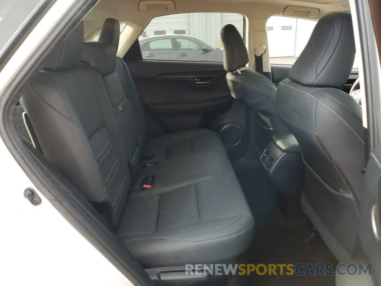 11 fotografías del automóvil dañado JTJGARBZ4L5005024 LEXUS NX 2020