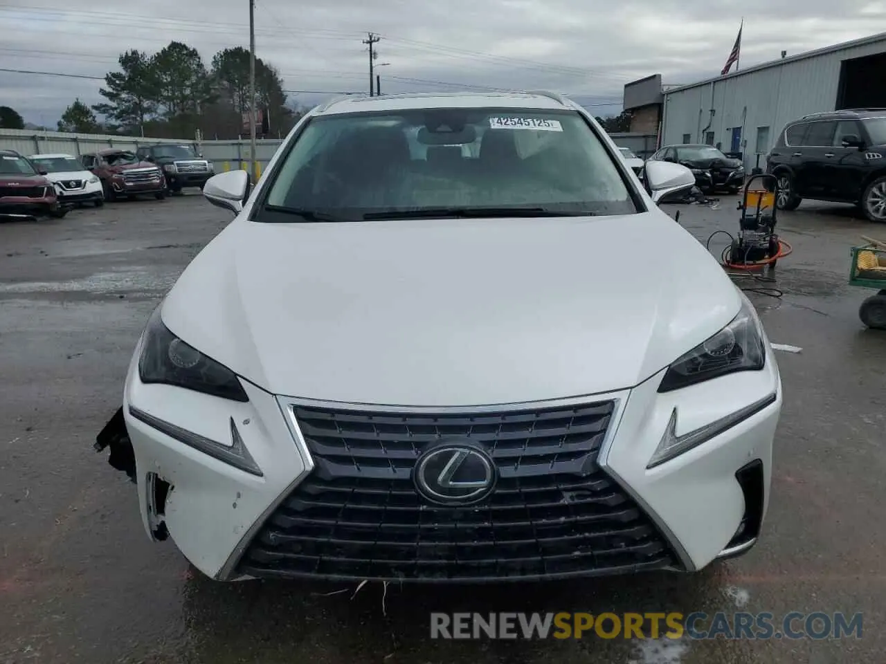 5 fotografías del automóvil dañado JTJGARBZ4L5005024 LEXUS NX 2020