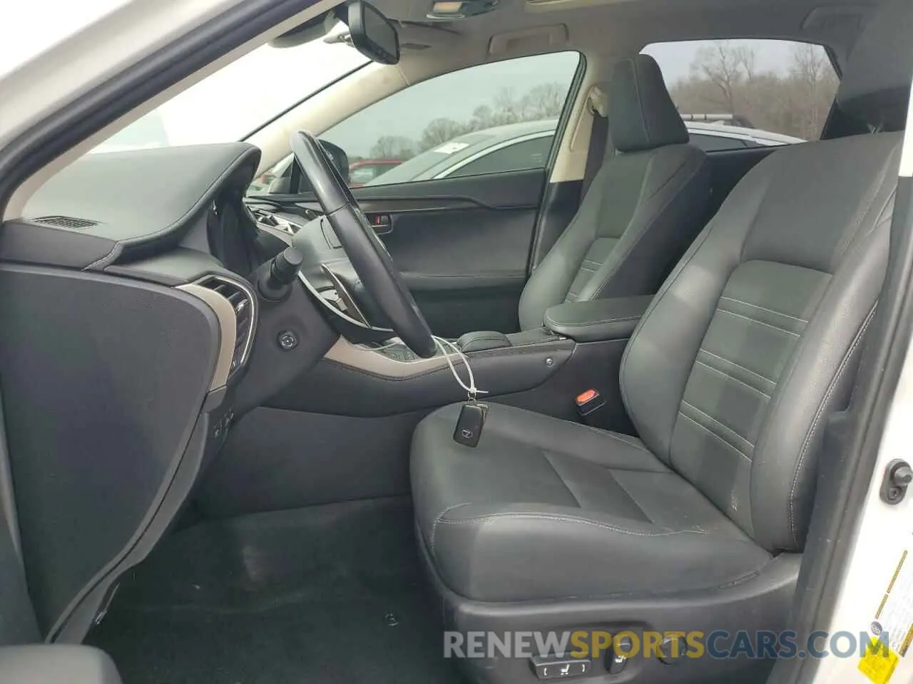 7 fotografías del automóvil dañado JTJGARBZ4L5005024 LEXUS NX 2020