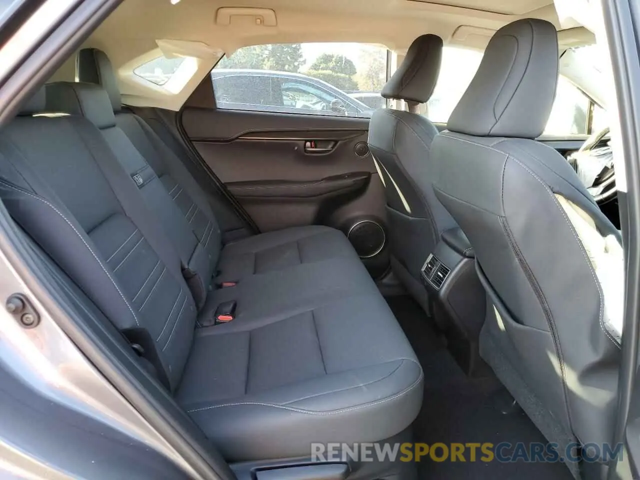 6 fotografías del automóvil dañado JTJGARBZ5L2163857 LEXUS NX 2020