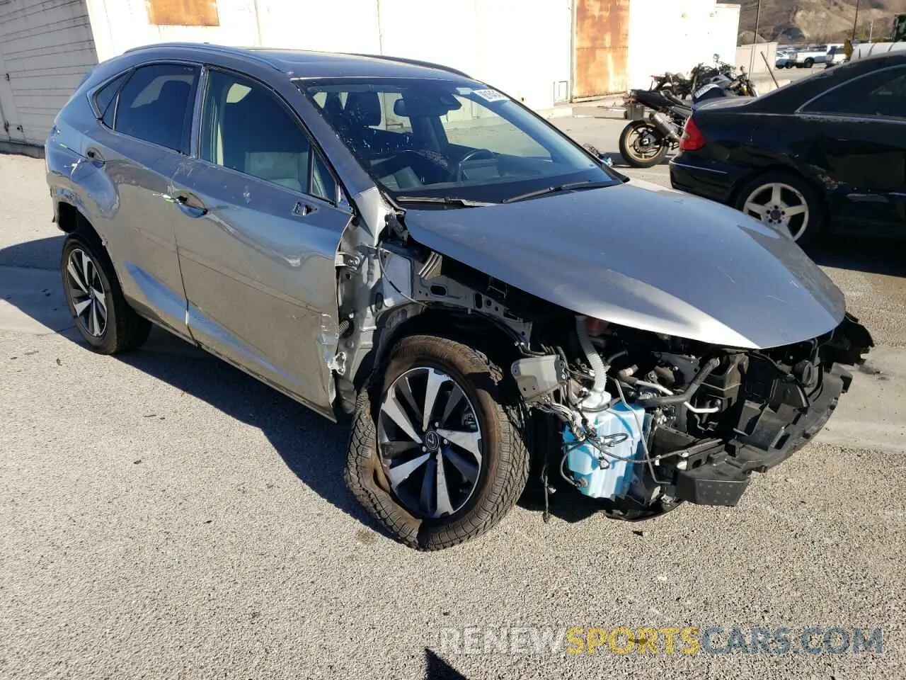 4 fotografías del automóvil dañado JTJGARBZ6L2172602 LEXUS NX 2020