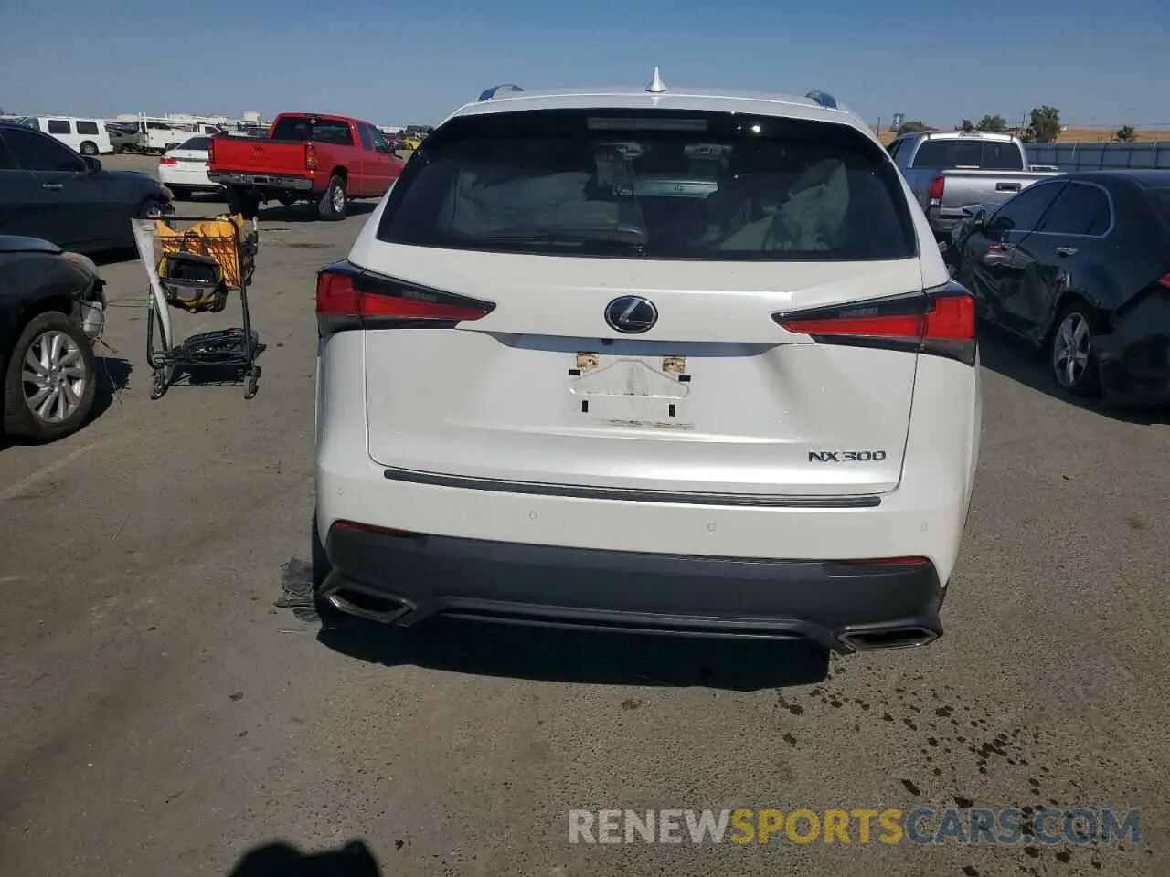 6 fotografías del automóvil dañado JTJGARBZ6L5000424 LEXUS NX 2020