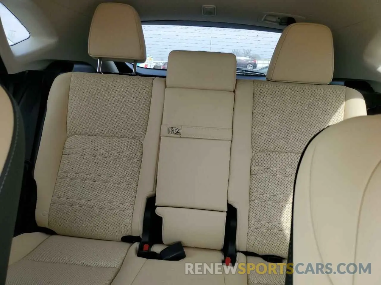 10 fotografías del automóvil dañado JTJGARDZ0L2218308 LEXUS NX 2020