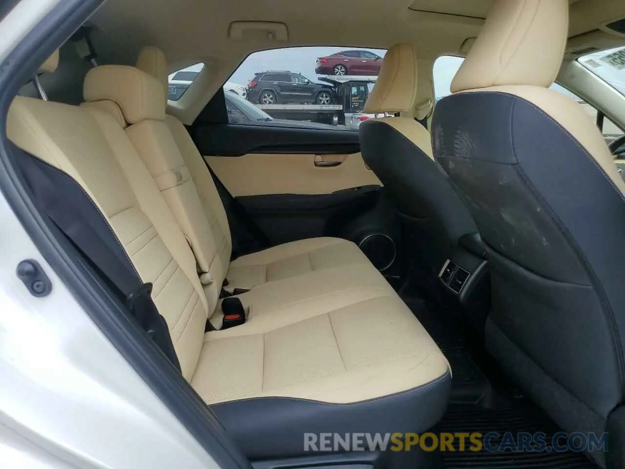 11 fotografías del automóvil dañado JTJGARDZ0L2218308 LEXUS NX 2020