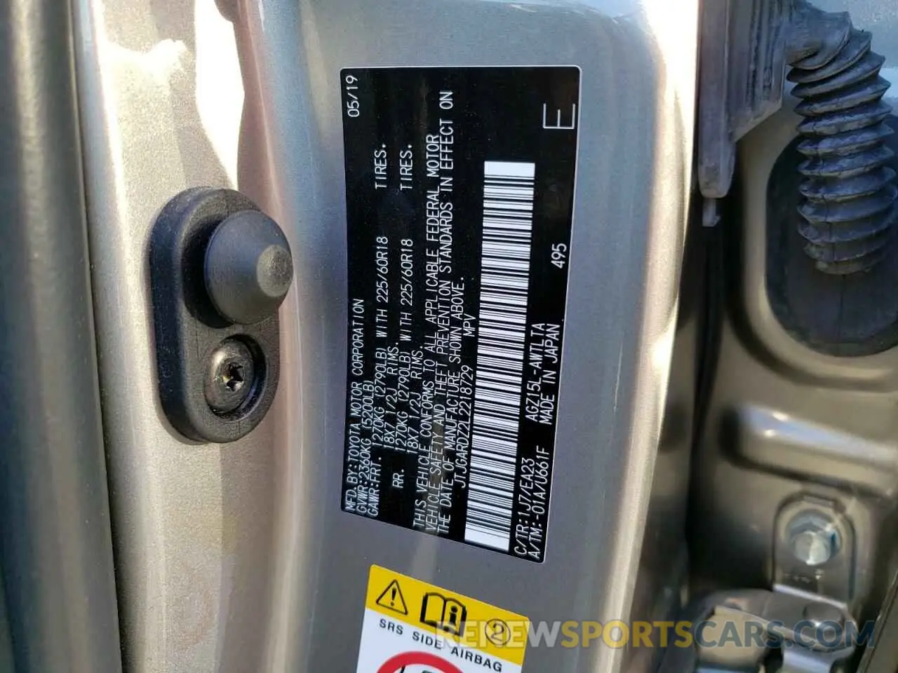 10 fotografías del automóvil dañado JTJGARDZ2L2218729 LEXUS NX 2020