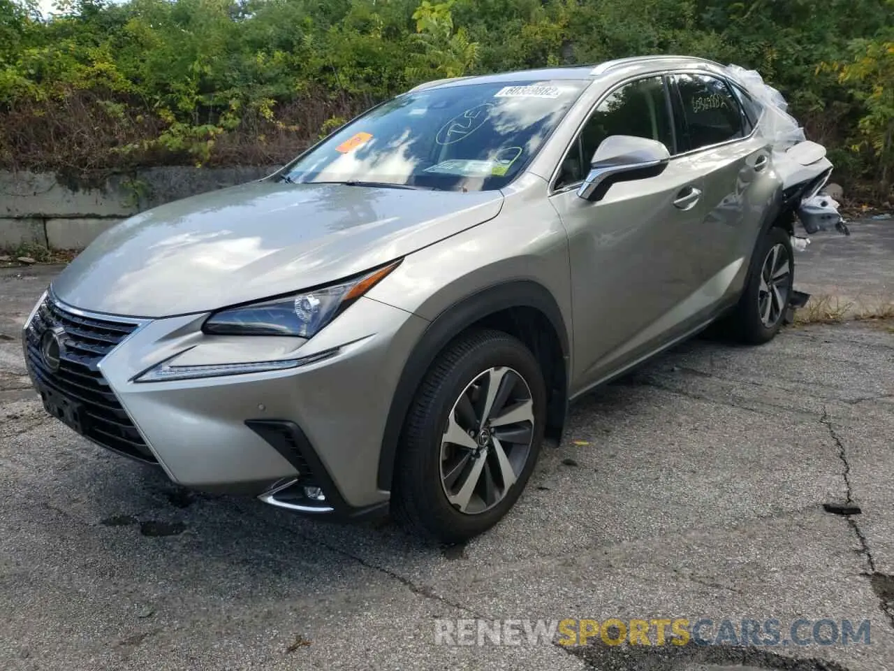 2 fotografías del automóvil dañado JTJGARDZ2L5007920 LEXUS NX 2020