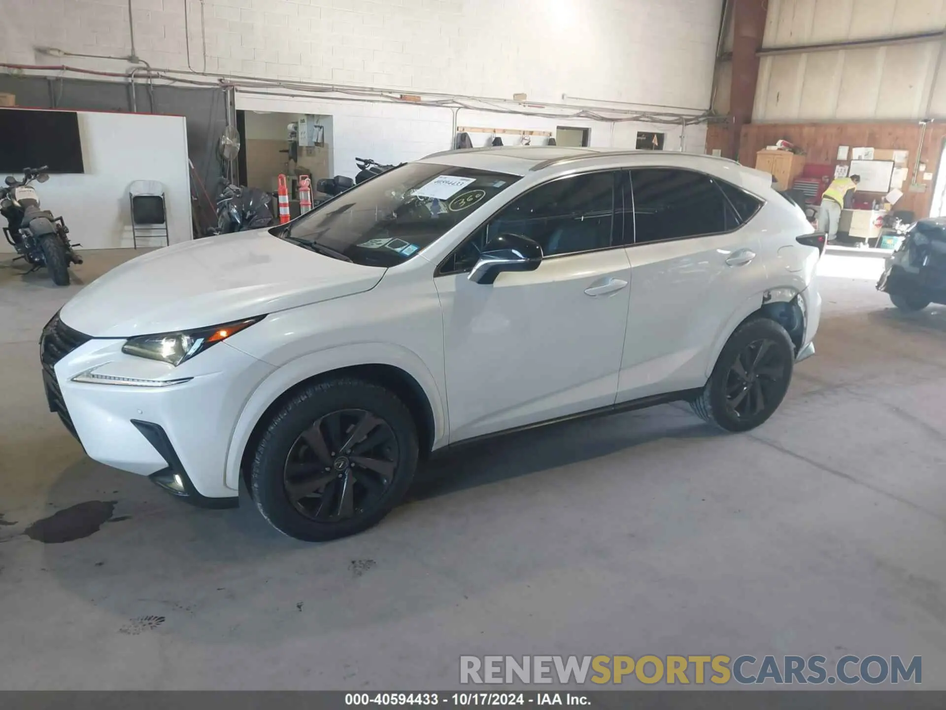 2 fotografías del automóvil dañado JTJGARDZ6L2227837 LEXUS NX 2020