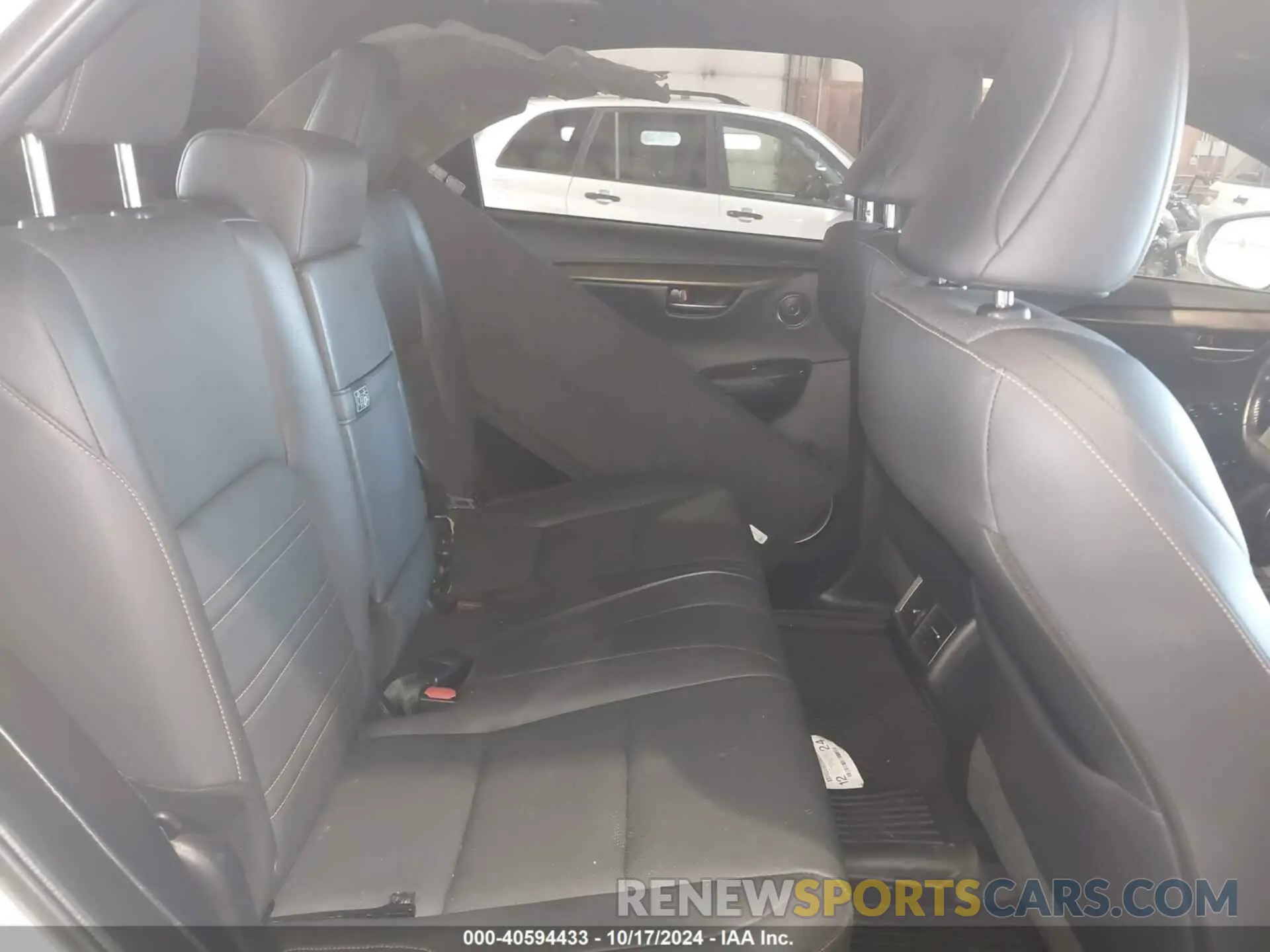 8 fotografías del automóvil dañado JTJGARDZ6L2227837 LEXUS NX 2020