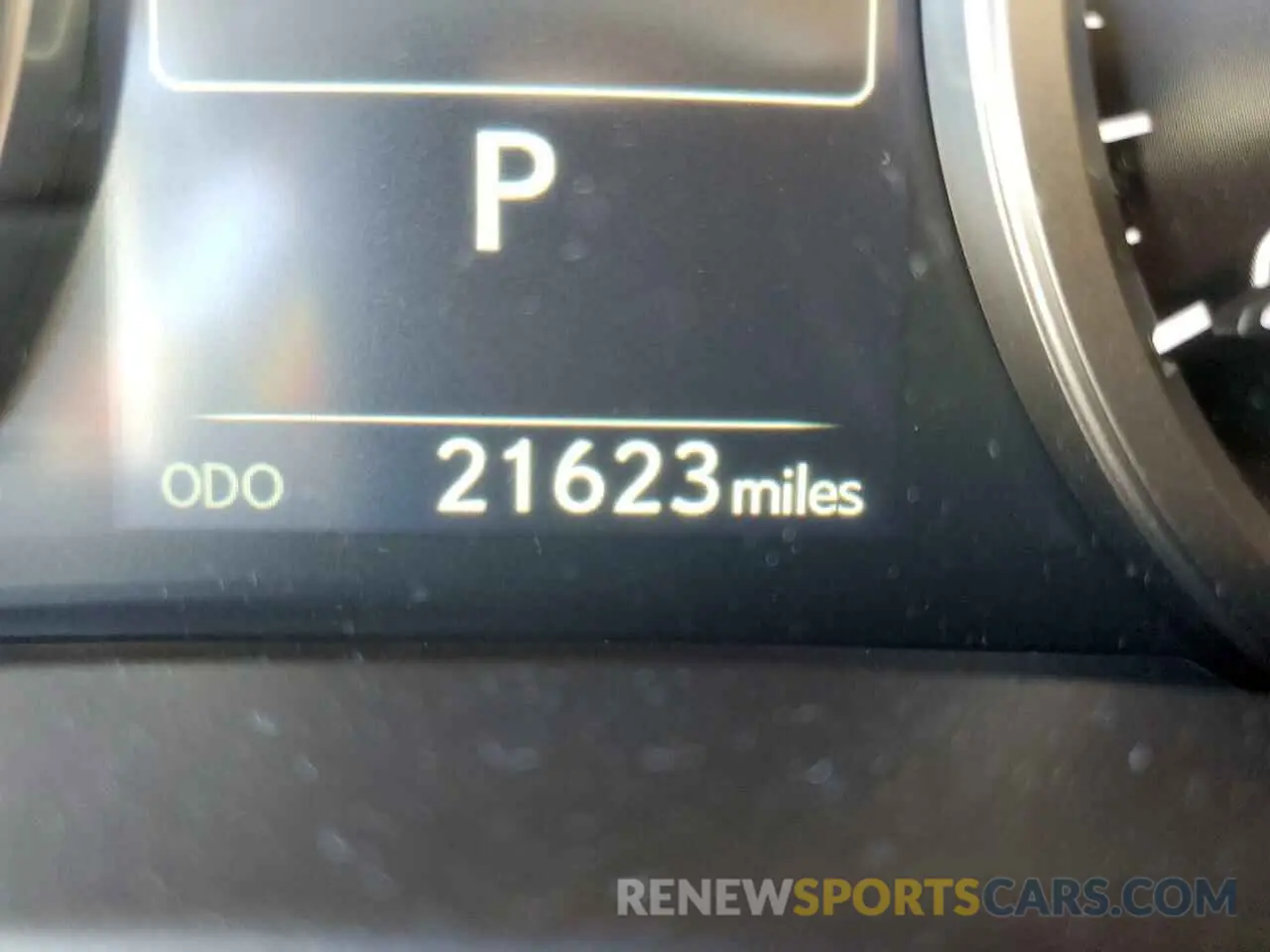 8 fotografías del automóvil dañado JTJGARDZXL5002013 LEXUS NX 2020