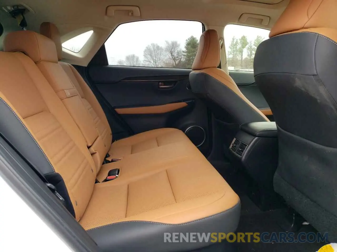 11 fotografías del automóvil dañado JTJGJRDZ0L5009200 LEXUS NX 2020