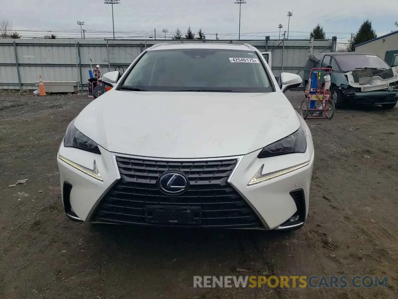 5 fotografías del automóvil dañado JTJGJRDZ0L5009200 LEXUS NX 2020